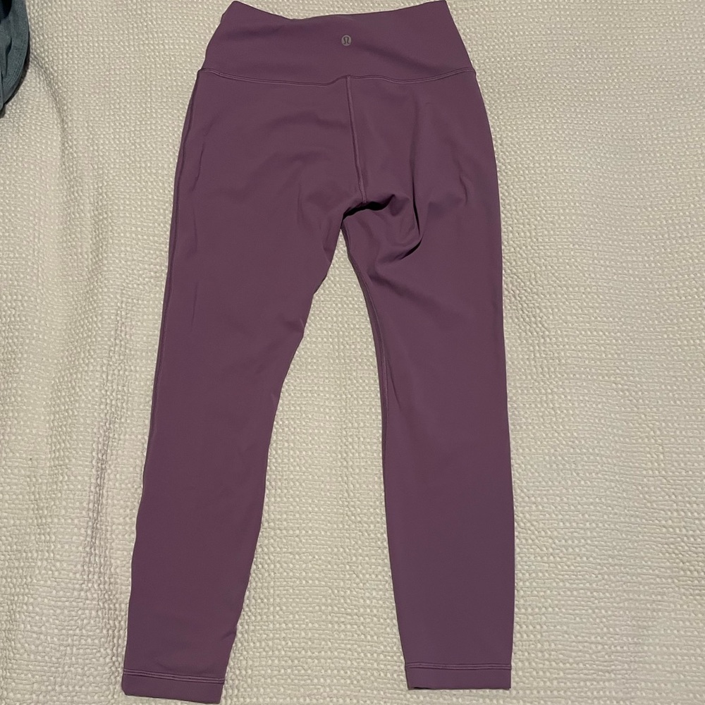 Lululemon Wonder Train High Rise 25” - Size 8